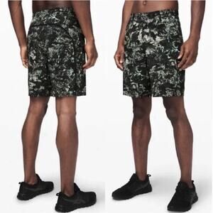 Lululemon Pace Breaker Lined Short 9" Mens Size XXL Green Camo